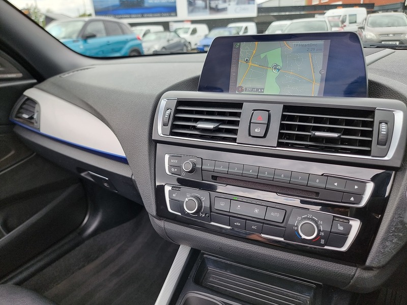 BMW 2 Series 220d M Sport - U91039