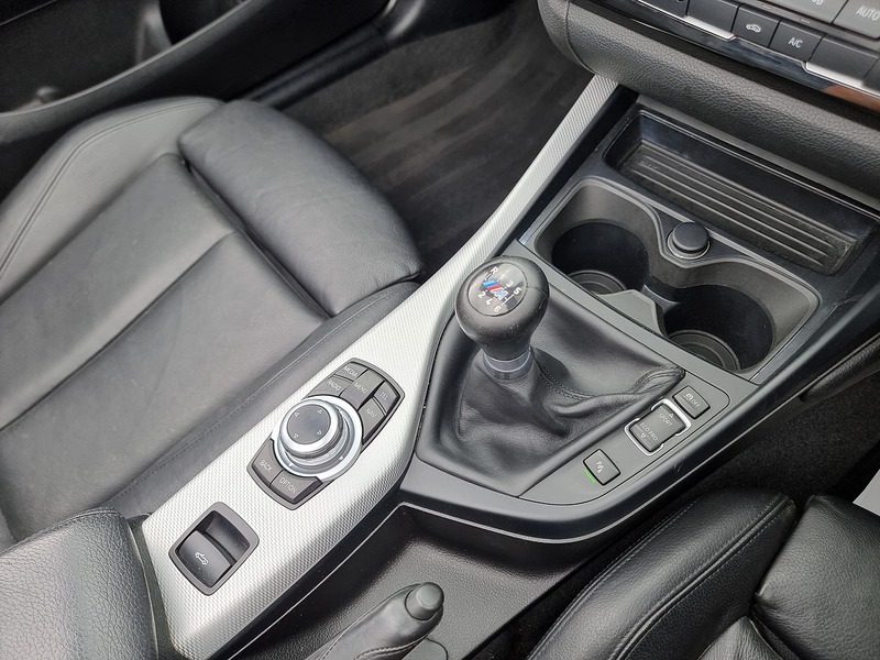 BMW 2 Series 220d M Sport - U91039