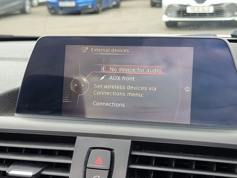 BMW 2 Series 220d M Sport - U91039