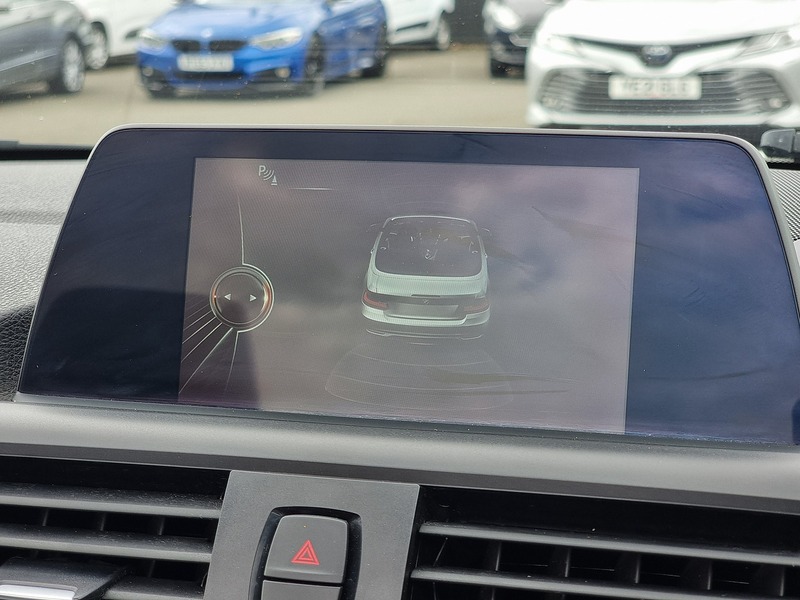 BMW 2 Series 220d M Sport - U91039