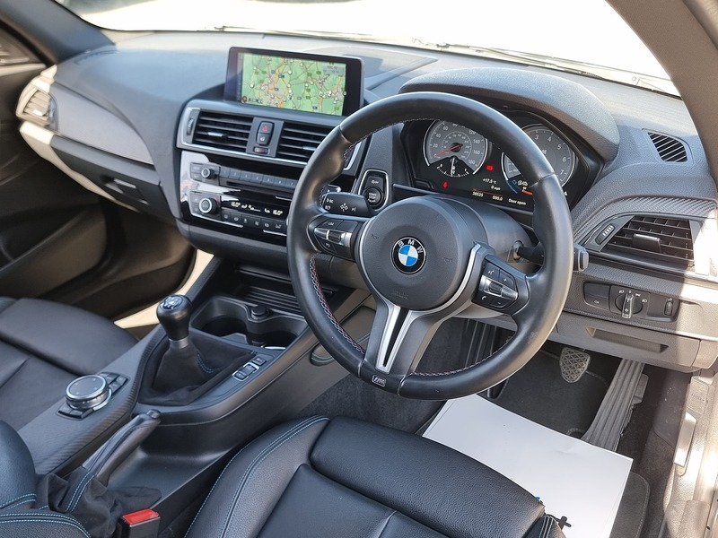 BMW M2 i - U91046