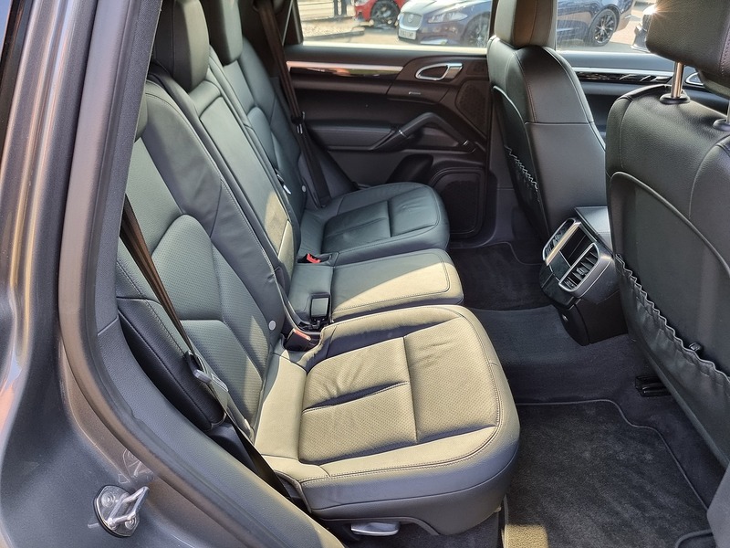 Porsche Cayenne TD V6 - U91049