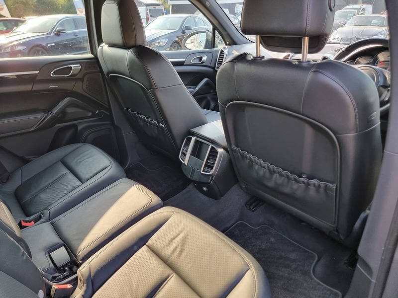 Porsche Cayenne TD V6 - U91049