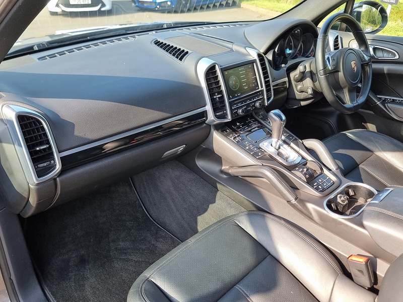 Porsche Cayenne TD V6 - U91049