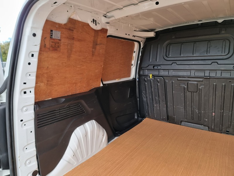 Peugeot Partner BlueHDi 1000 Professional - U91068