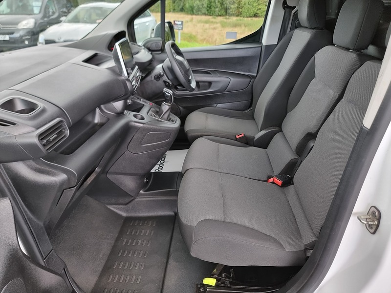 Peugeot Partner BlueHDi 1000 Professional - U91068