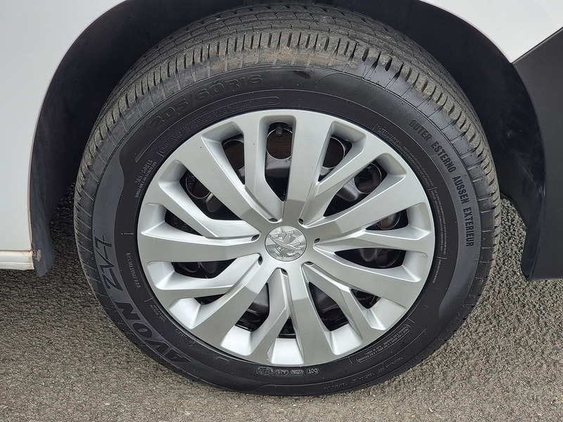 Peugeot Partner BlueHDi 1000 Professional - U91068