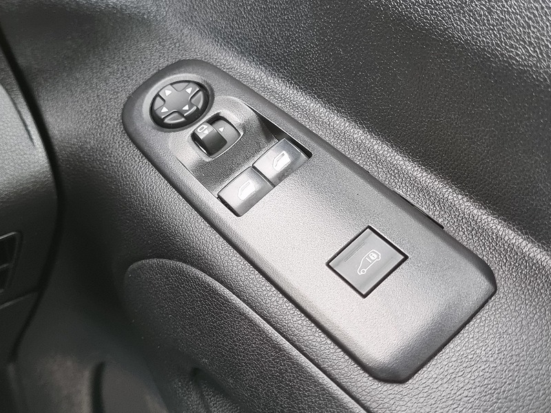 Peugeot Partner BlueHDi 1000 Professional - U91068