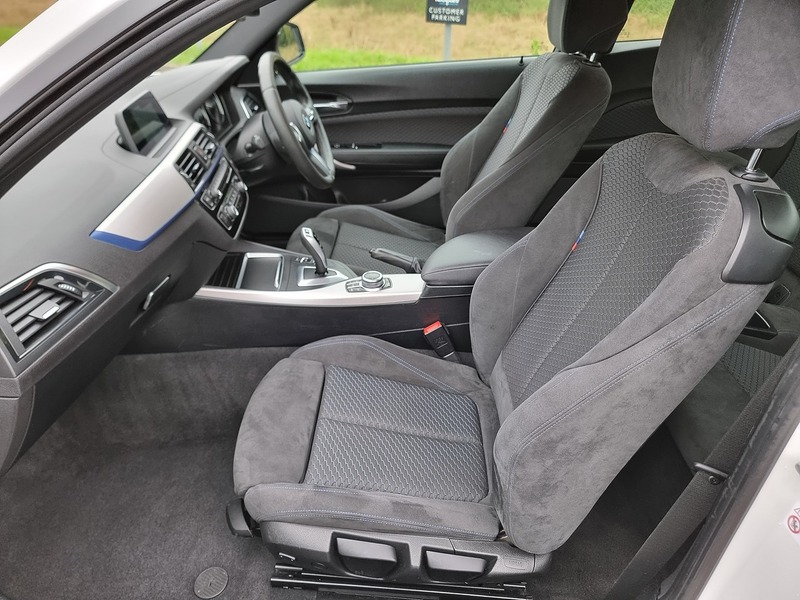 BMW 2 Series 218d M Sport - U91074