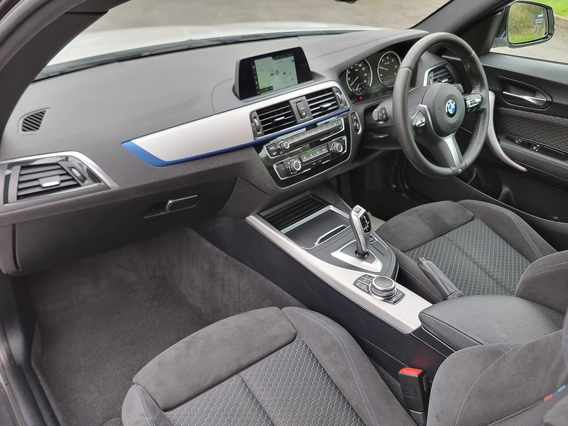 BMW 2 Series 218d M Sport - U91074