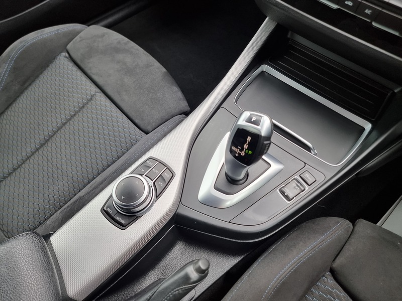 BMW 2 Series 218d M Sport - U91074