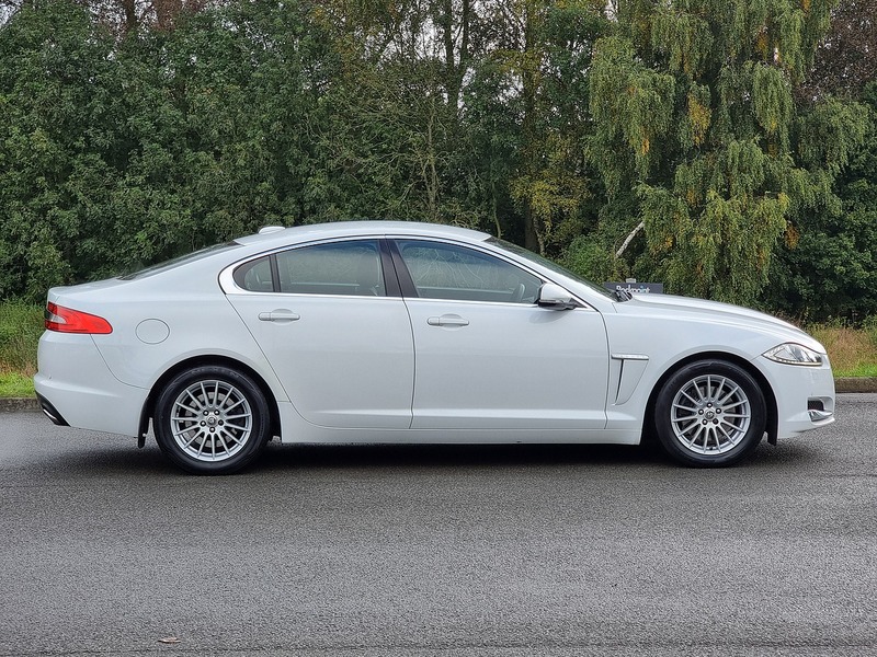 Jaguar XF d SE Business - U91075