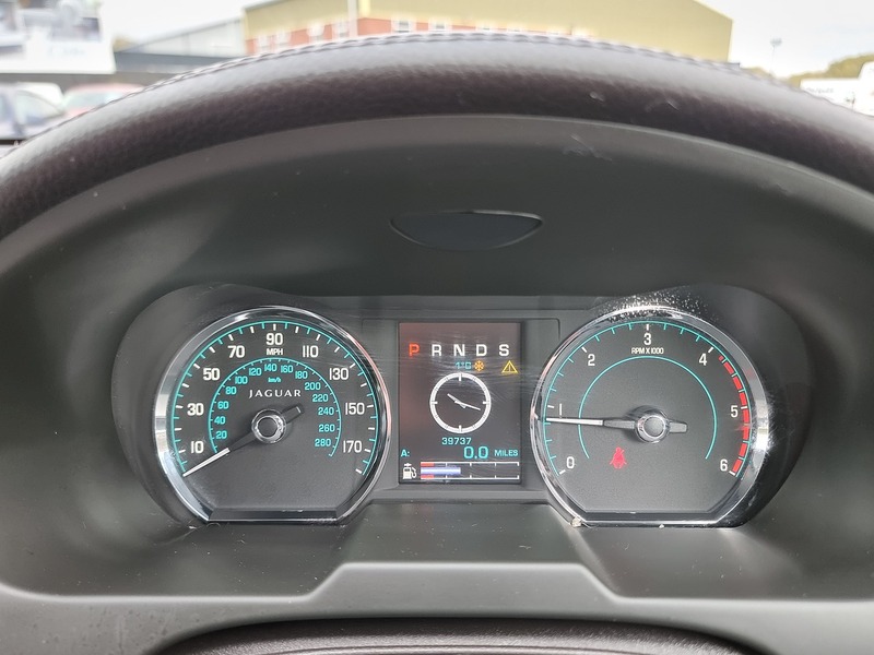 Jaguar XF d SE Business - U91075