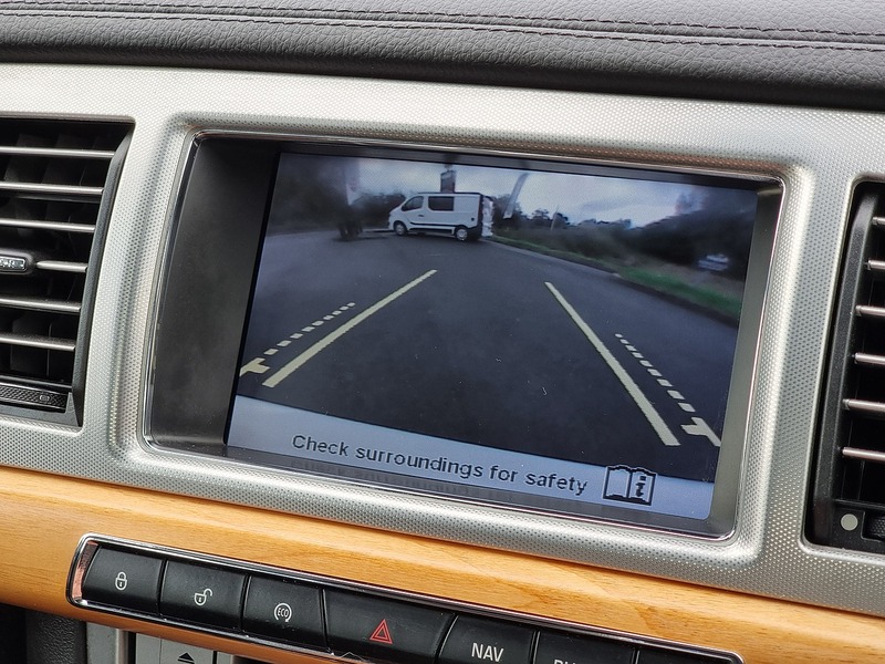 Jaguar XF d SE Business - U91075