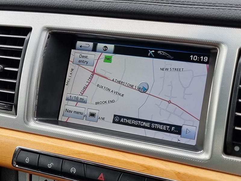 Jaguar XF d SE Business - U91075