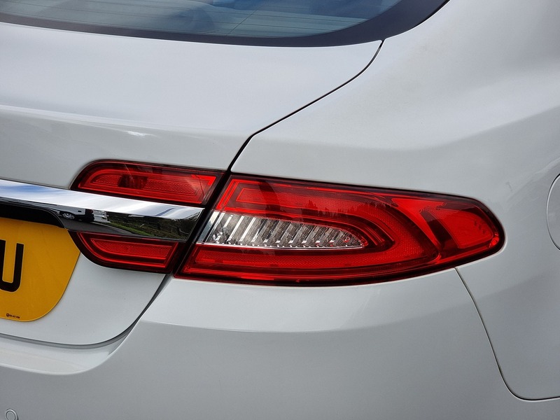 Jaguar XF d SE Business - U91075