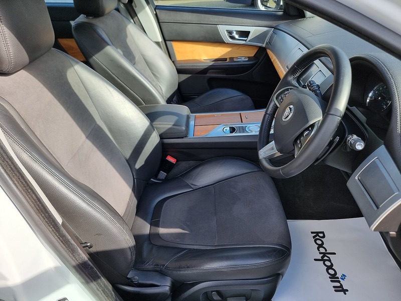 Jaguar XF d SE Business - U91075