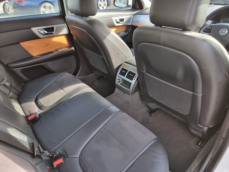 Jaguar XF d SE Business - U91075