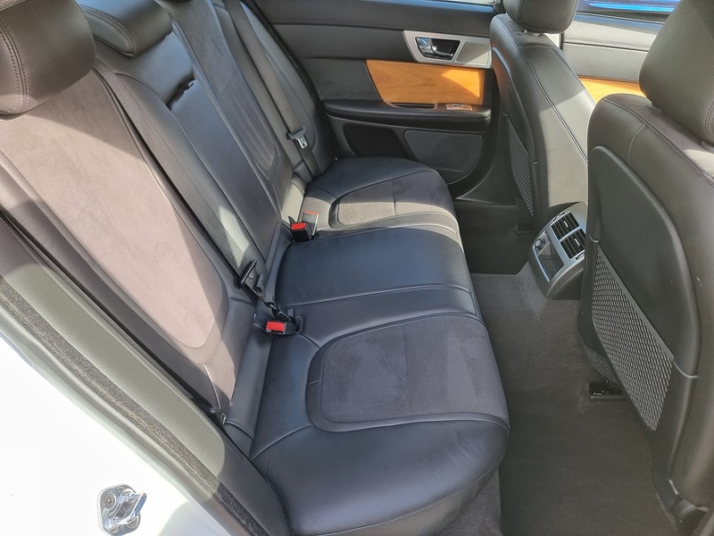 Jaguar XF d SE Business - U91075