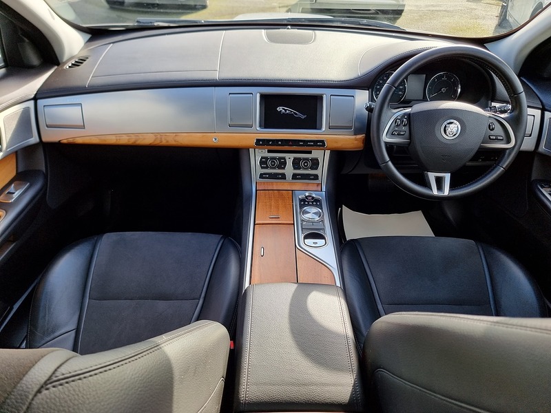 Jaguar XF d SE Business - U91075