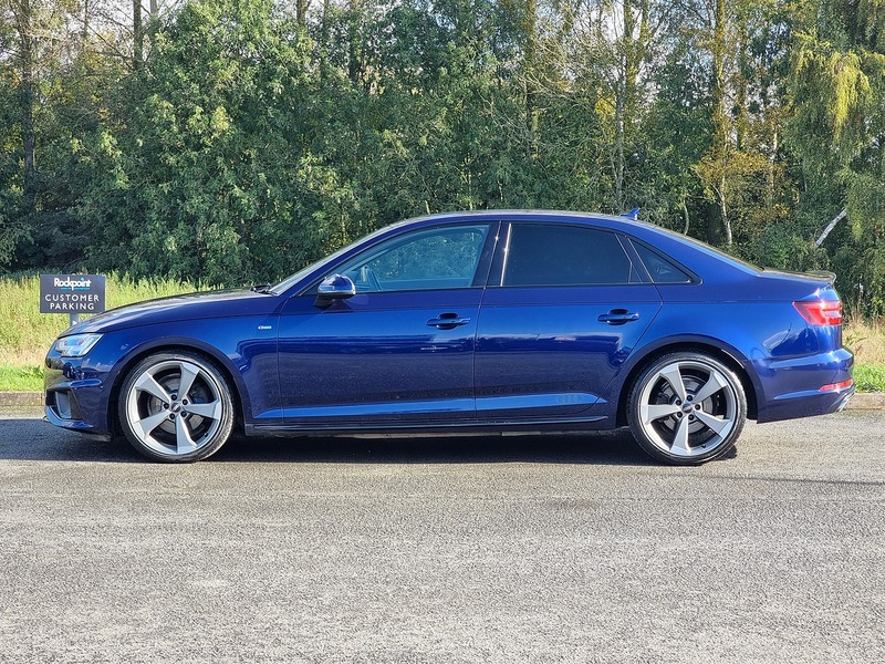 Audi A4 TFSI Black Edition - U91083
