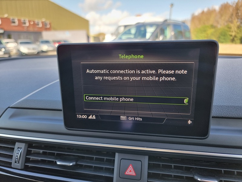 Audi A4 TFSI Black Edition - U91083