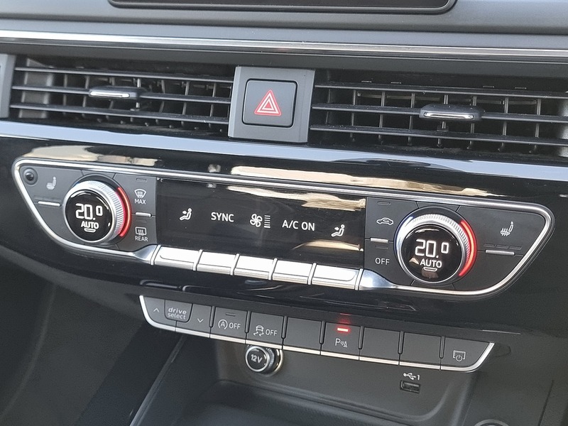 Audi A4 TFSI Black Edition - U91083