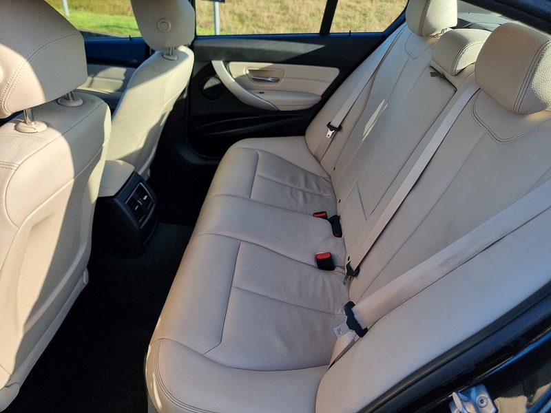 BMW 3 Series 320d ED Plus - U91094