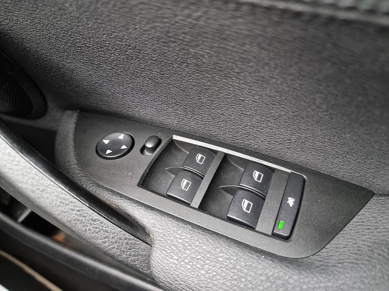 BMW X1 18d xLine - U91097