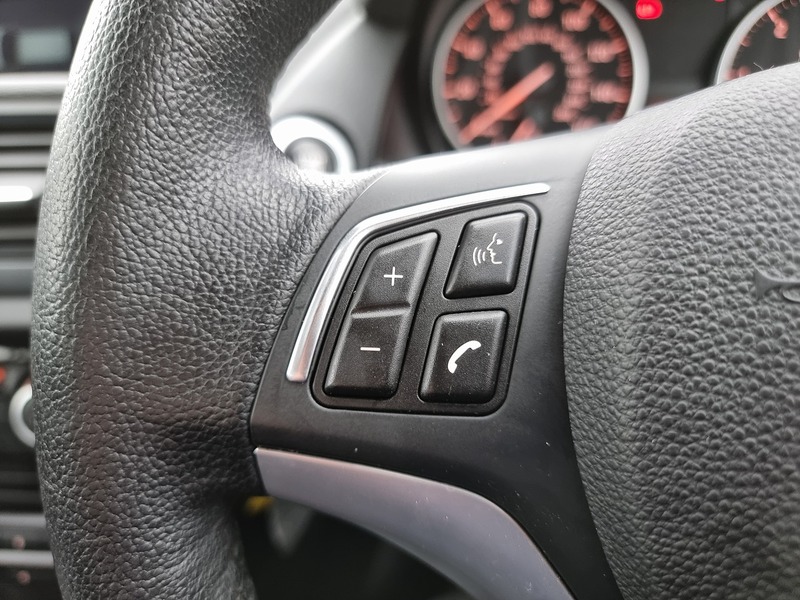 BMW X1 18d xLine - U91097