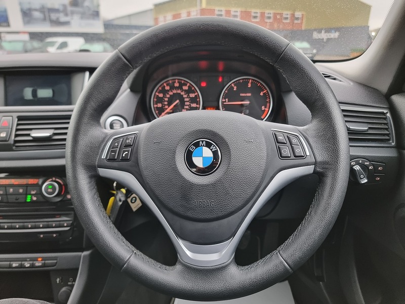BMW X1 18d xLine - U91097