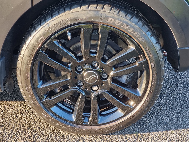 MINI Hatch Cooper Seven - U91103