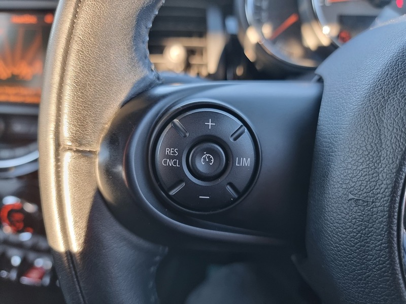 MINI Hatch Cooper Seven - U91103