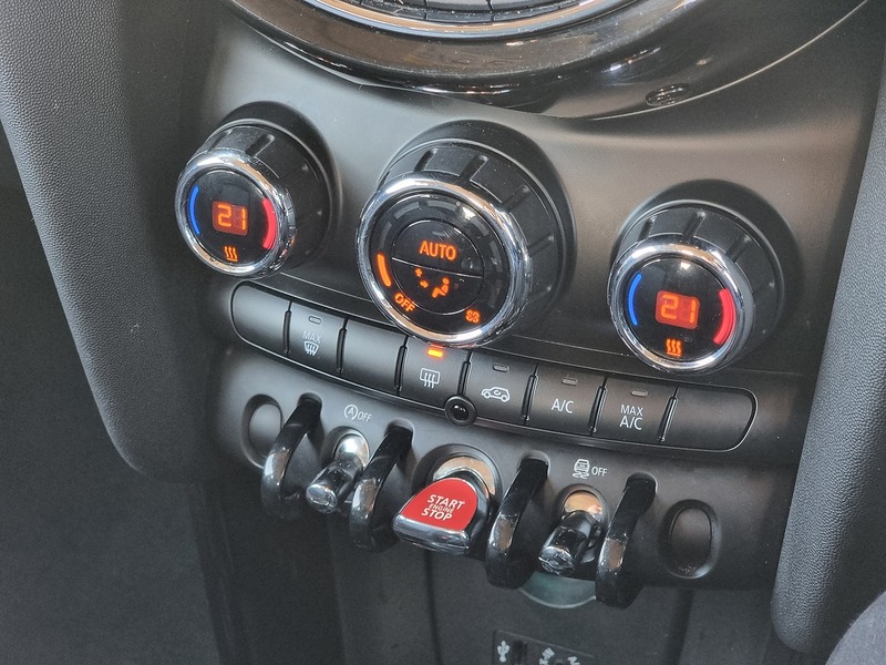 MINI Hatch Cooper Seven - U91103