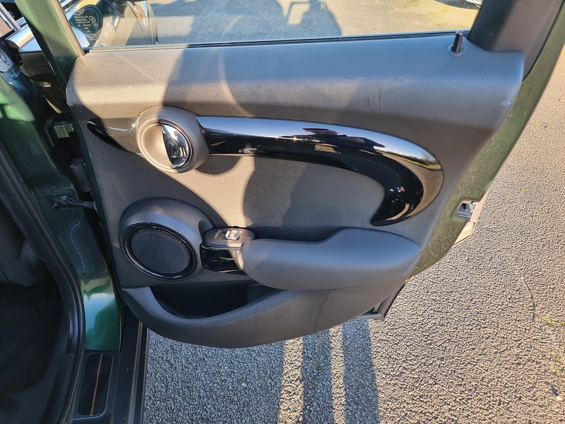 MINI Hatch Cooper Seven - U91103