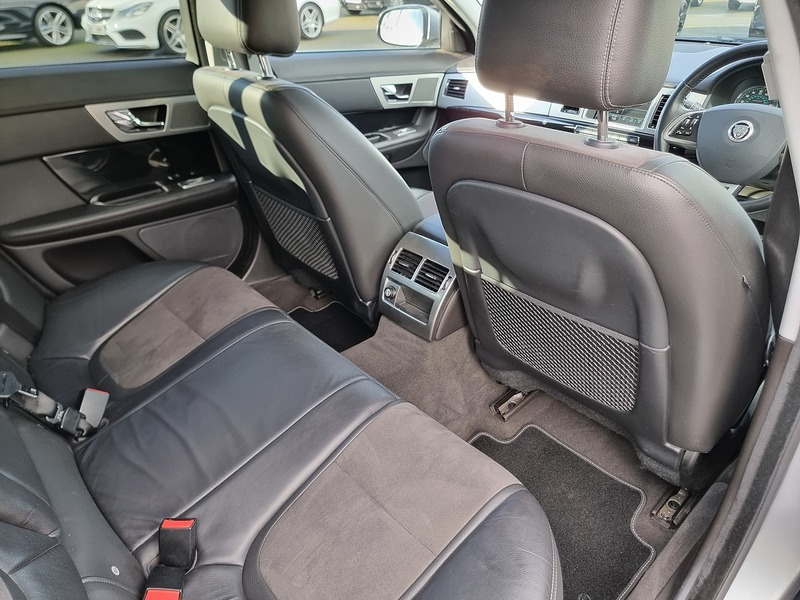 Jaguar XF d Sport - U91118