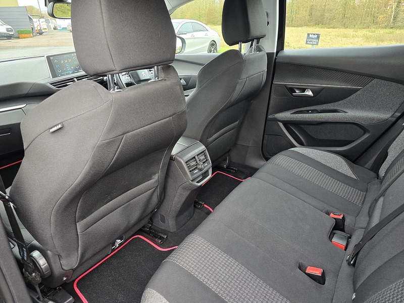 Peugeot 3008 BlueHDi Active - U91121