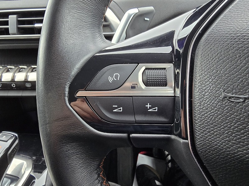 Peugeot 3008 BlueHDi Active - U91121