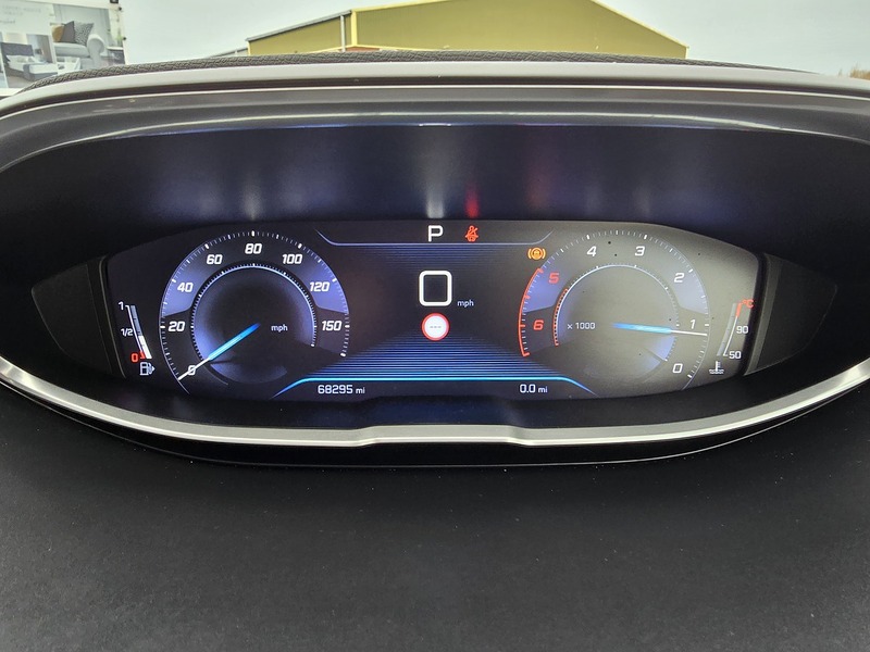 Peugeot 3008 BlueHDi Active - U91121