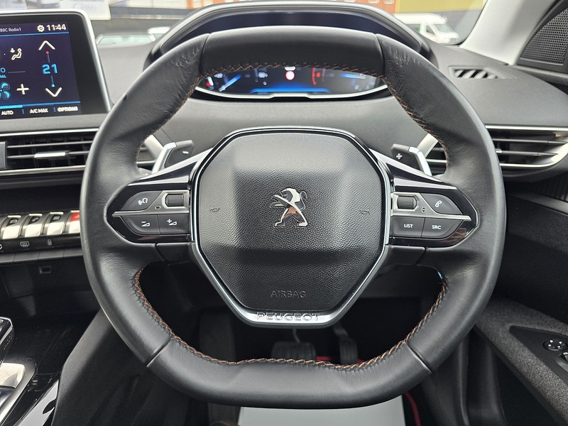 Peugeot 3008 BlueHDi Active - U91121