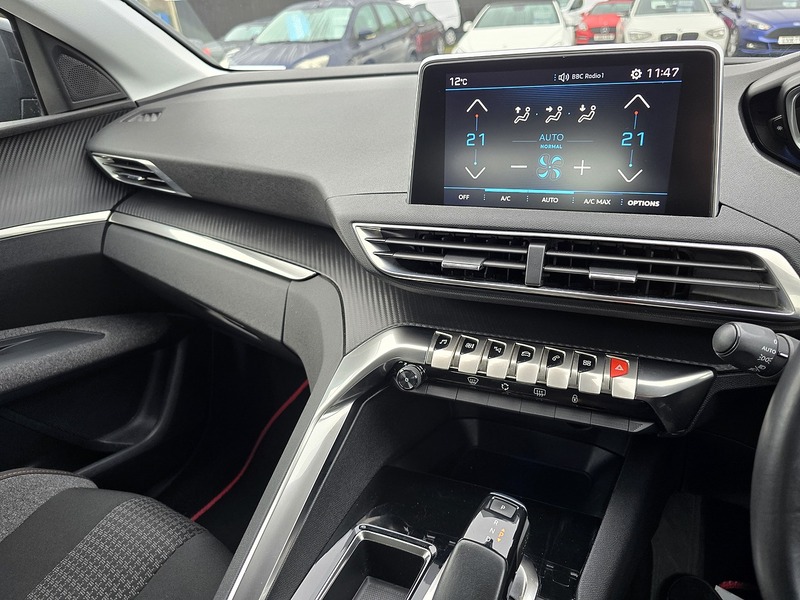 Peugeot 3008 BlueHDi Active - U91121