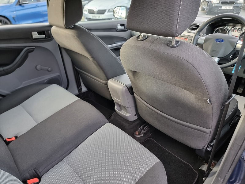 Ford Focus Zetec - U91123