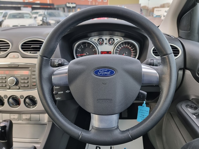 Ford Focus Zetec - U91123
