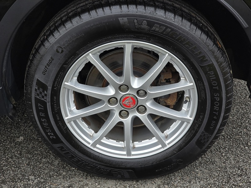 Jaguar E-PACE D150 R-Dynamic - U91128