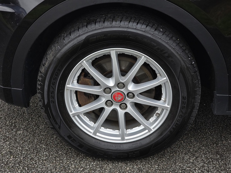 Jaguar E-PACE D150 R-Dynamic - U91128