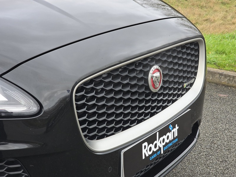 Jaguar E-PACE D150 R-Dynamic - U91128