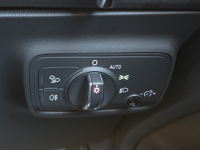 Audi TT TFSI S line - U91129