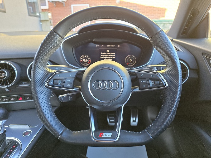 Audi TT TFSI S line - U91129