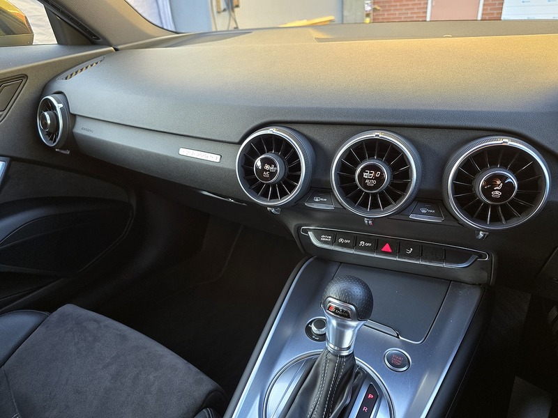 Audi TT TFSI S line - U91129