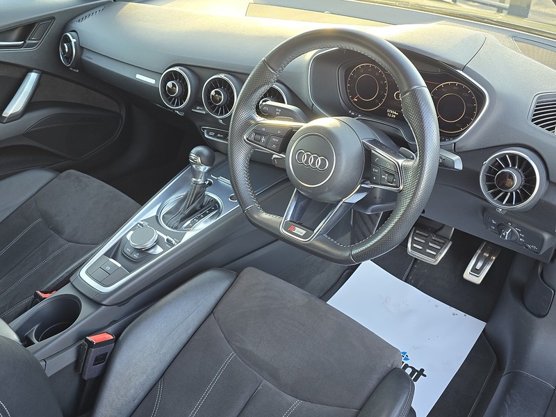 Audi TT TFSI S line - U91129